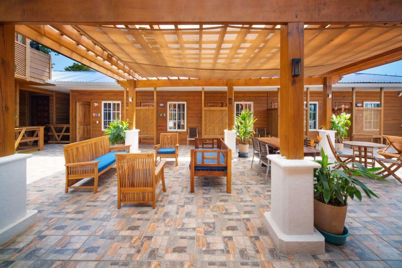 Mr. Tucan Hotel West End Extérieur photo